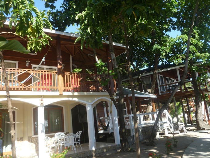 Foster's West Bay Resort, Roatán