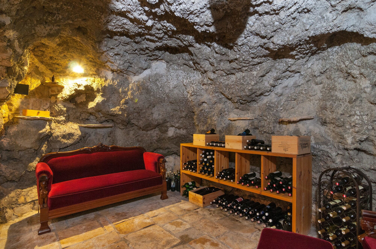 Public Area, Villa Larsen, Omiš