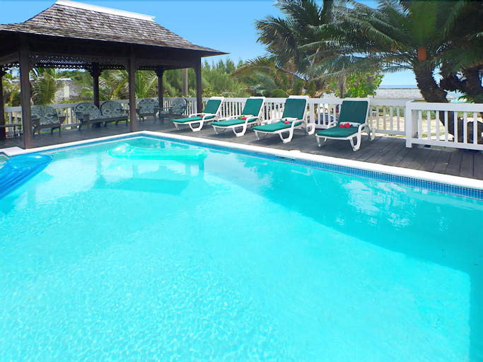 Sea Spray 50 Steps to the Sea, Silver Sands, 3 BR,