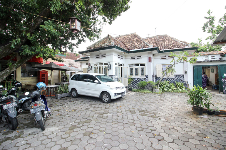 RedDoorz Syariah near Wijilan Yogyakarta, Yogyakarta