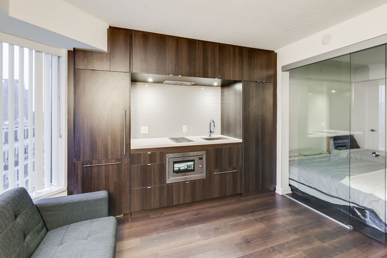 Bathroom 5, Amazing Royal Suites Yorkville, Toronto