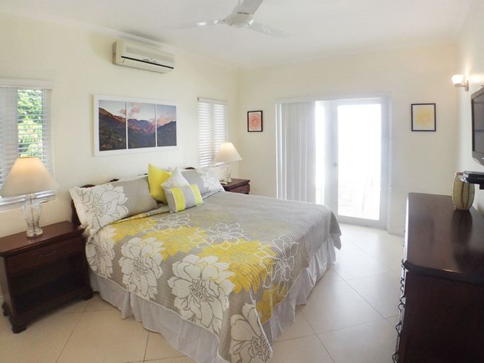Je Suis Content, Silver Sands 3BR,