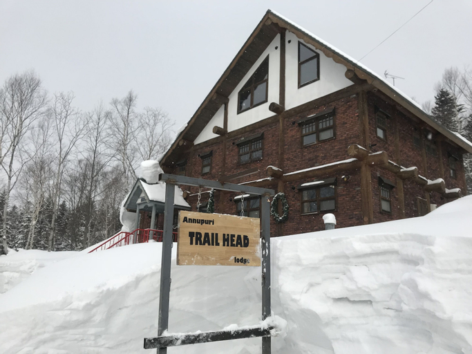 NISEKO TRAIL-HEAD lodge, Niseko