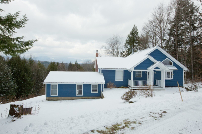 Exterior & Views 2, Mid_modern 4 BR, Lamoille