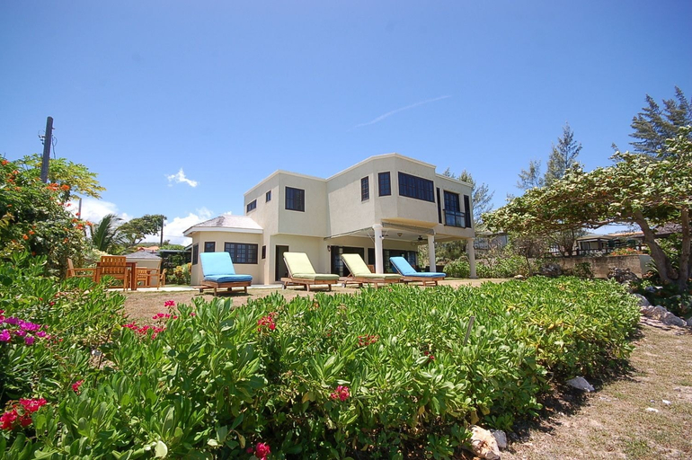 Mai Tai Villa, 4BR by Jamaican Treasures,