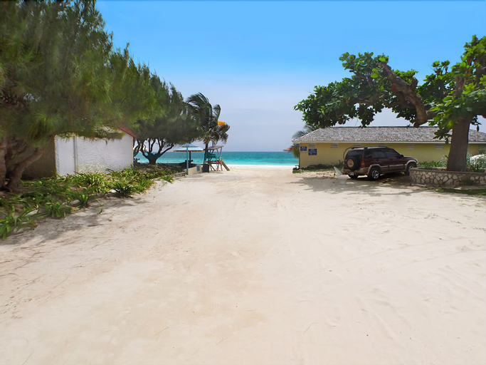 Sea Spray 50 Steps to the Sea, Silver Sands, 3 BR,