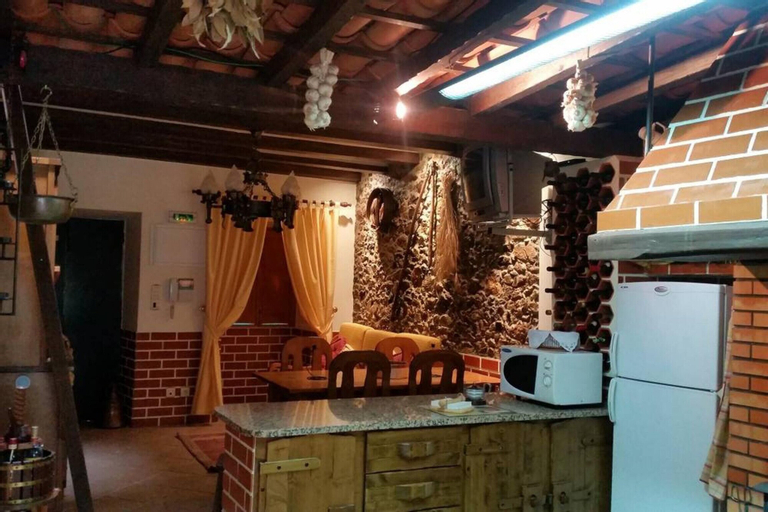 Villa With one Bedroom in Igreja Nova do Sobral, With Private Pool, En, Ferreira do Zêzere