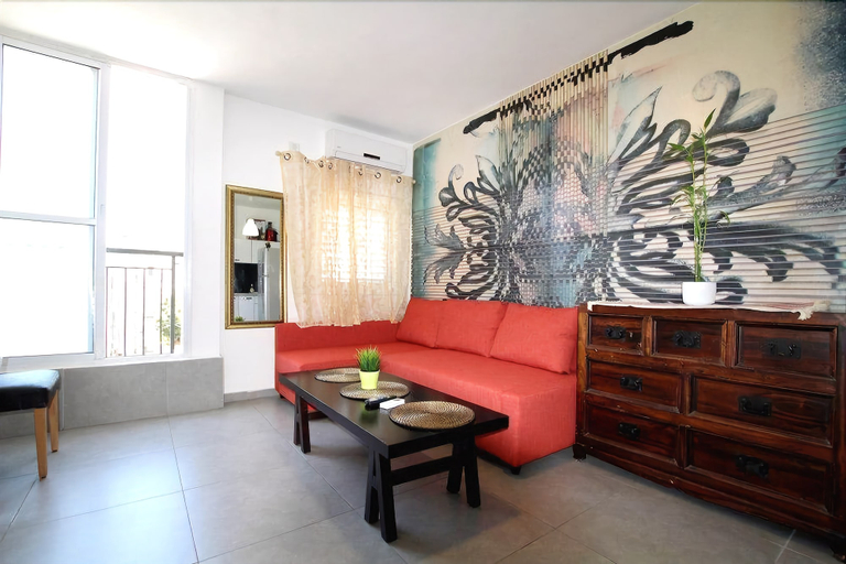 Others 5, Arendalzrail Apartments -Rothschild St.8