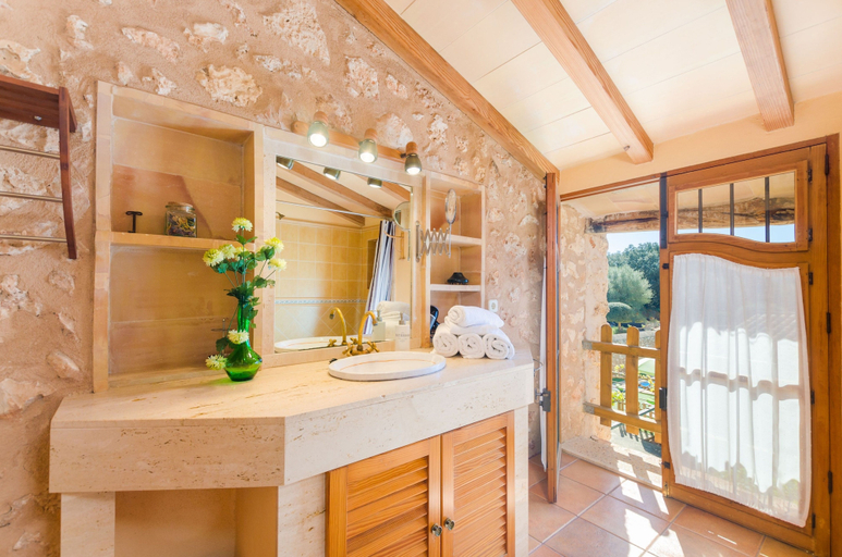 Bathroom 4, Finca Can Maria Costitx, Baleares
