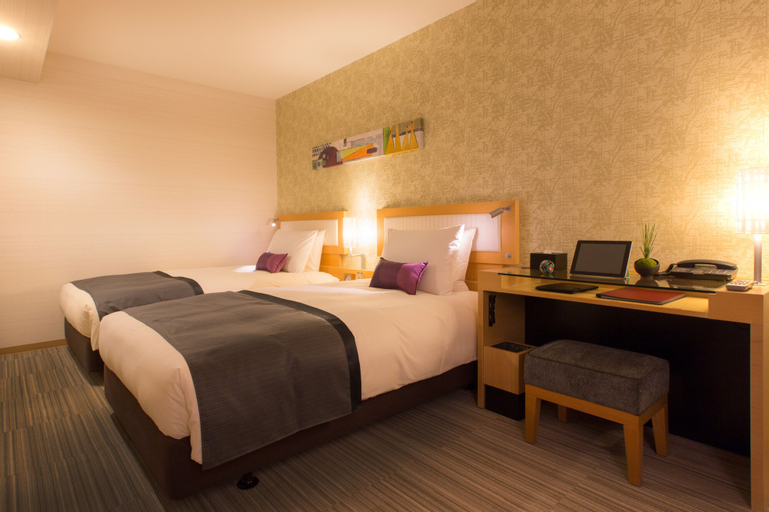 Bedroom 12