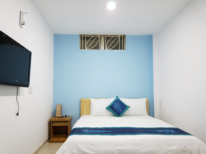 Bedroom 3, Janus Hotel, District 1