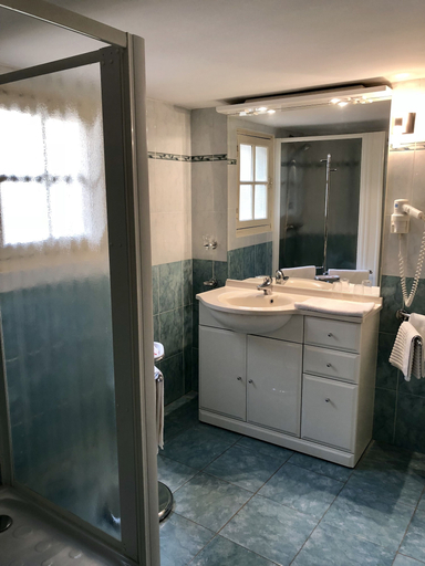Bathroom 4, Noreli B&B, Dordogne
