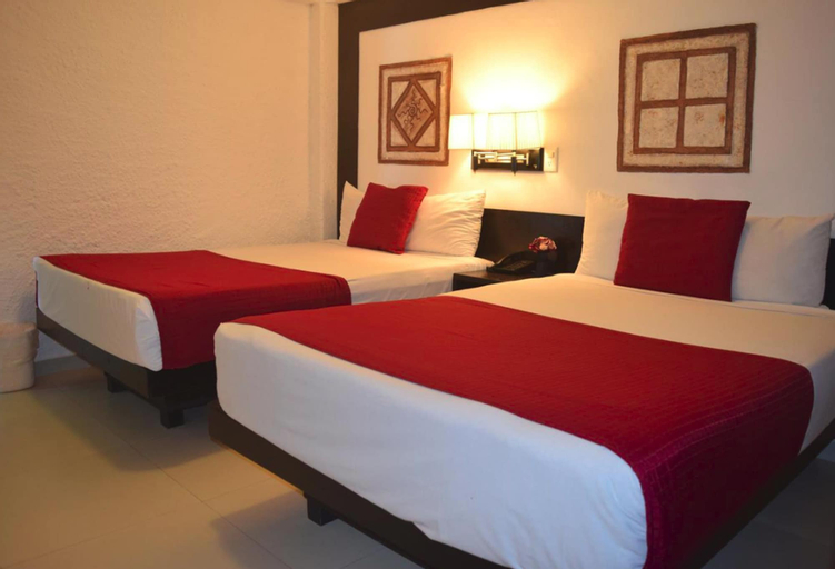 Choco's Hotel, Centro