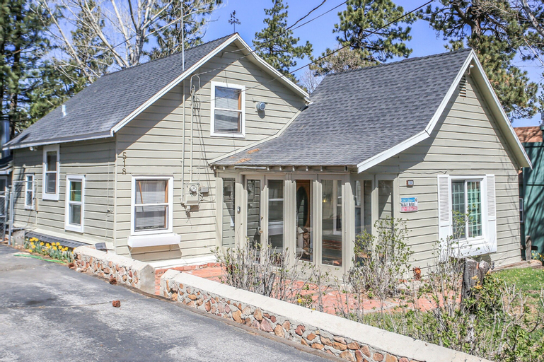 Alpine Retreat, San Bernardino