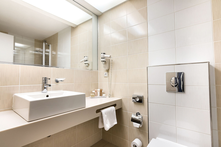 Bathroom 5, Best Western Premier Hotel International Brno, Brno