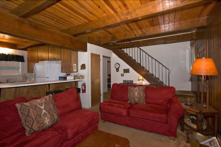 1823 Hunkpapa St., El Dorado