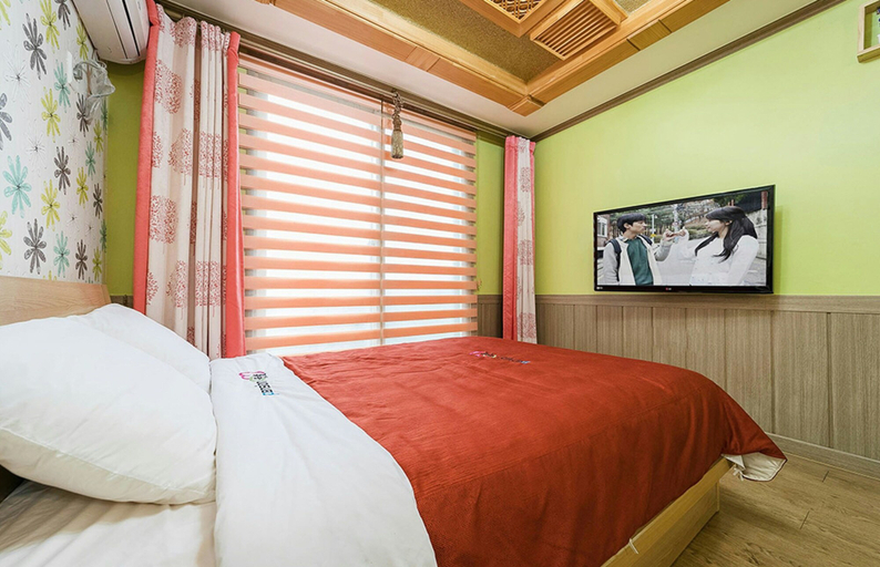 Bedroom 2, Ddeulae Pension, Suncheon