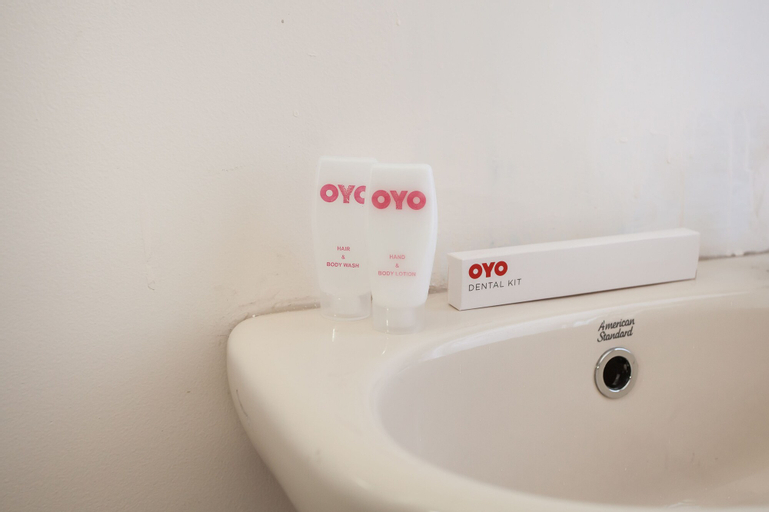 OYO 134 LG residence, Surabaya