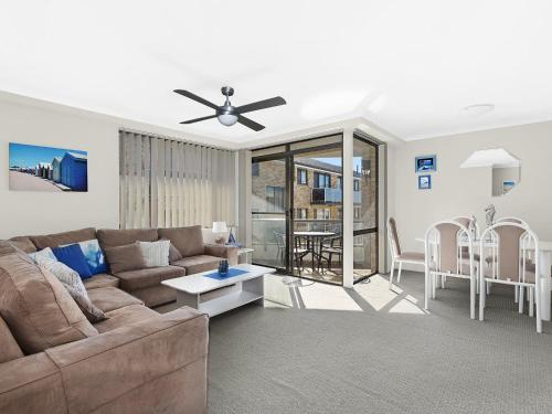 Sundowner Apartment 10, Wyong - South and West