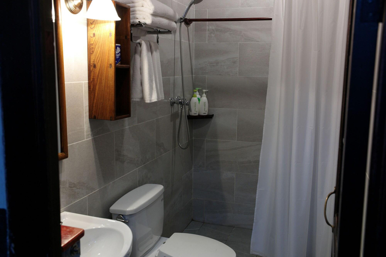 Bathroom 4, Yi de Pingyao, Jinzhong