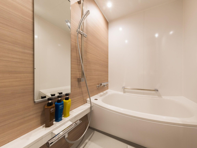 Bathroom 5, JR East Hotel Mets Premier Gotanda, Shinagawa