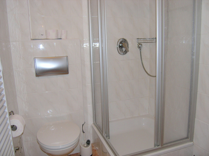 Bathroom 5, Apartments Kristina, Krk