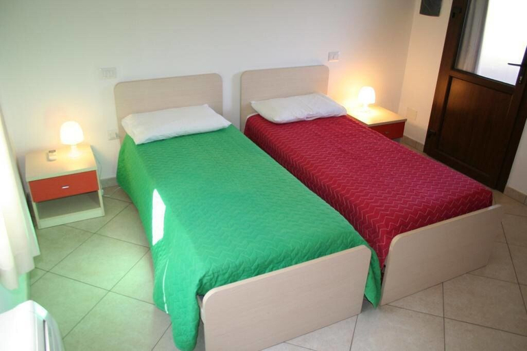 Bedroom 4, Guesthouse Casavasco, Cagliari