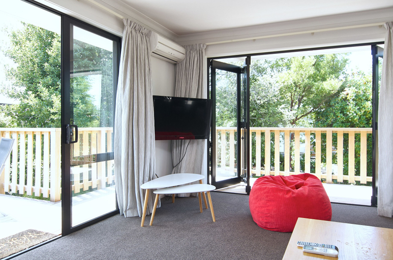 Others 5, Brookside Villa, Christchurch