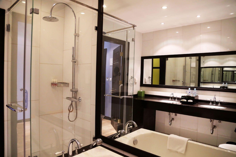 Bathroom, Gracie Art Hotel, Beijing