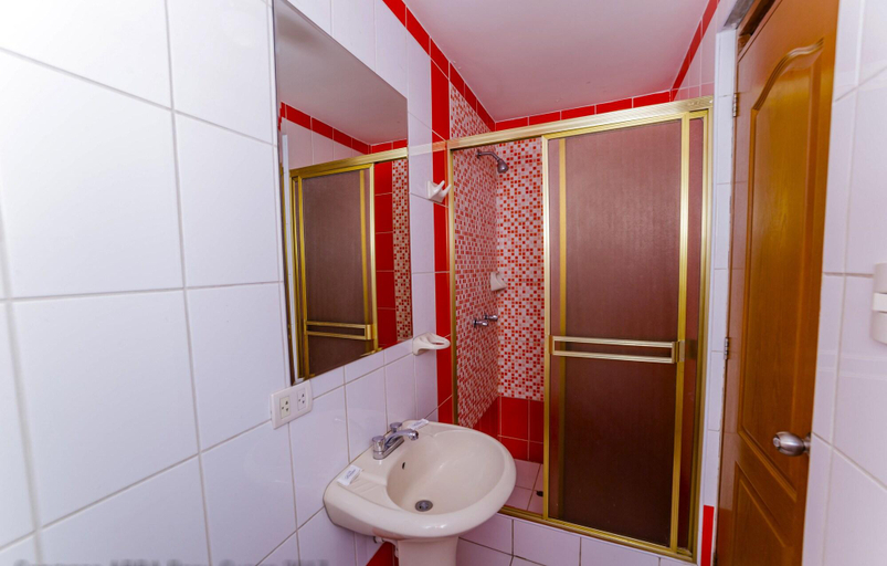 Bathroom 4, Fuente de Agua hotel, Cusco