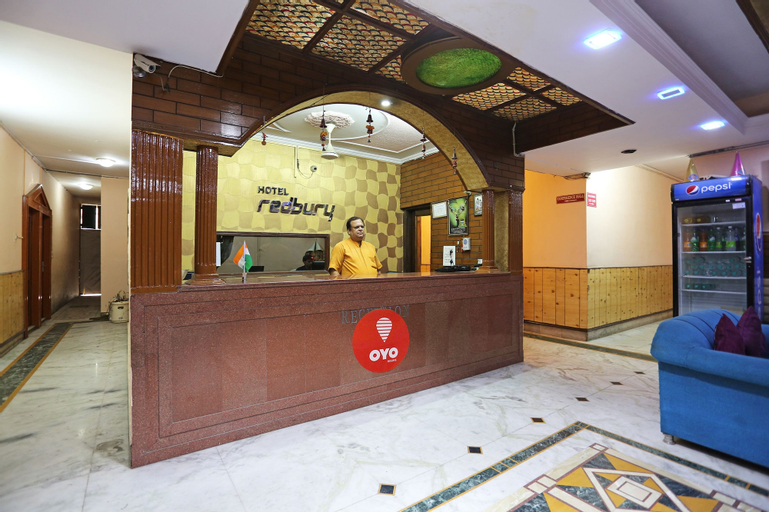 OYO 9301 Hotel RedBury, Ghaziabad