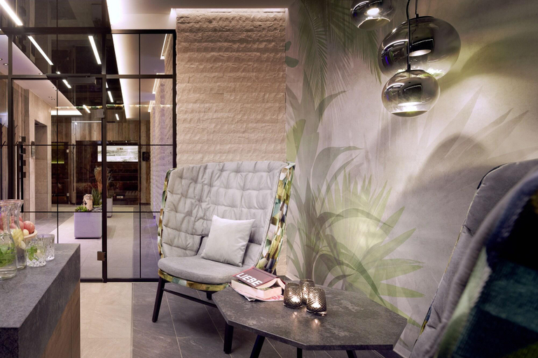 Public Area 5, Hotel Neue Post, Schwaz