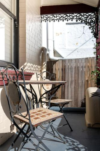 Beautiful modern historic home near Sydney harbour, Sydney