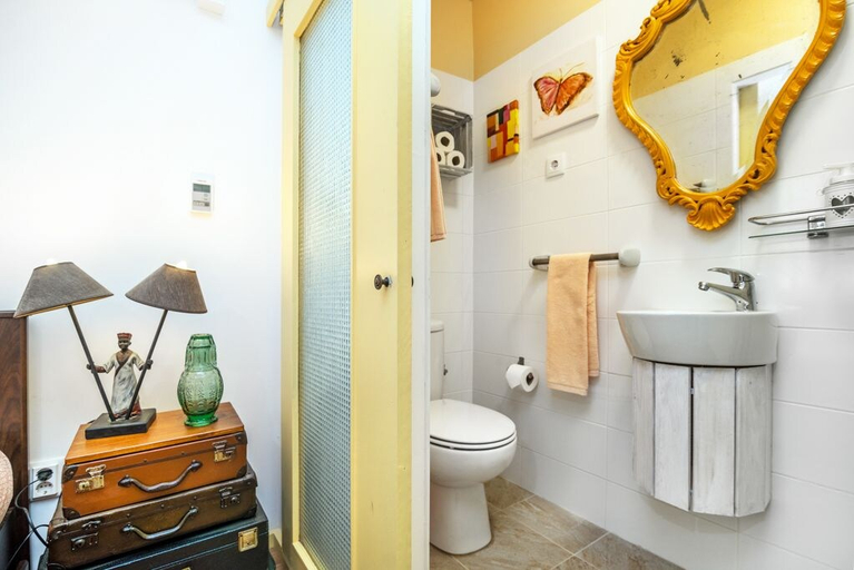 Bathroom 3, Casa Sa Noronha Old Town, Porto