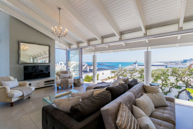 Public Area 5, Blouberg White Waves Beach House , City of Cape Town