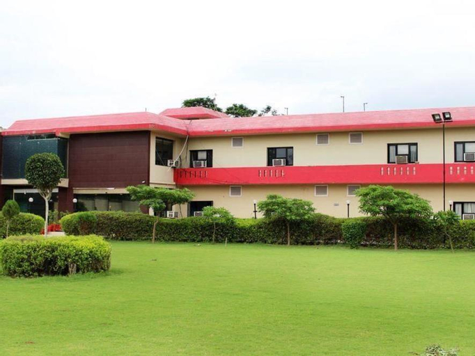 Pacific Inn Suryansh Hotel, Gurgaon