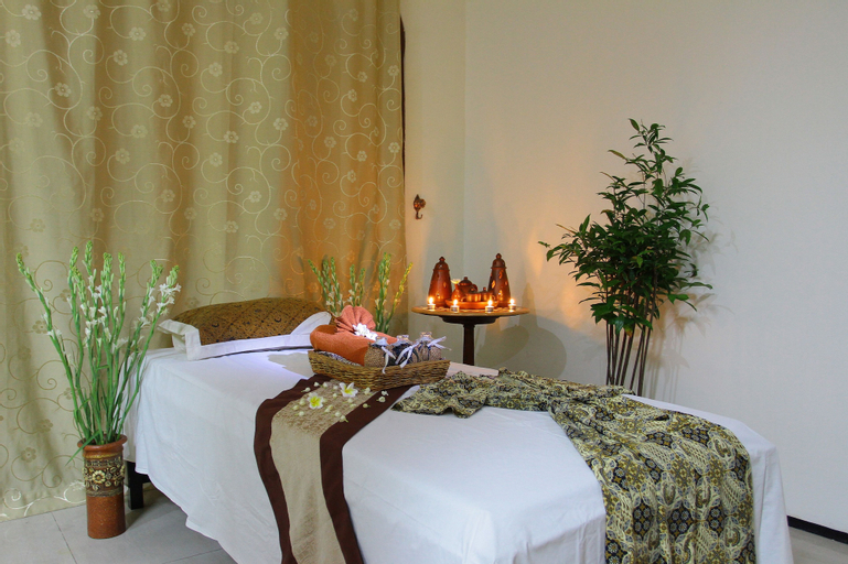 The Grand Palace Hotel Malang, Malang