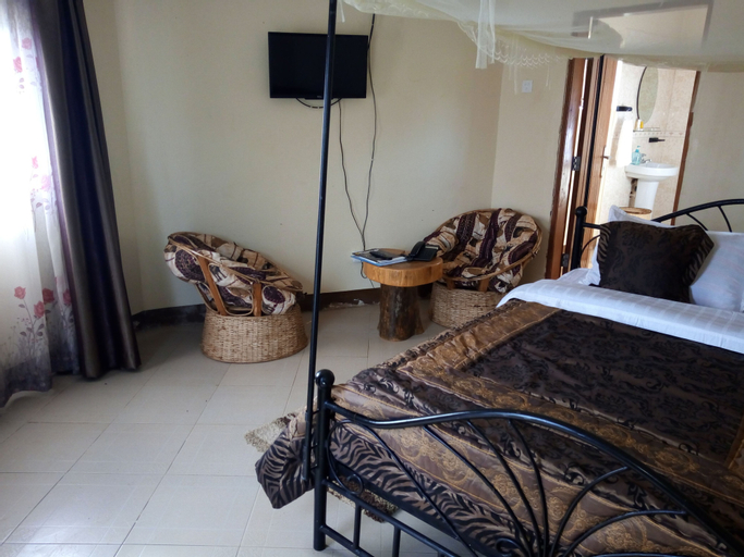 Philo Leisure Gardens, Bujumba