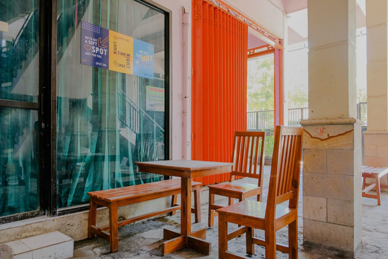 Public Area 2, Spot On 1759 Family Residence, Kediri