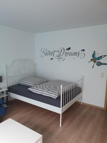 FRA-boarding Zimmer 1, Main-Taunus-Kreis