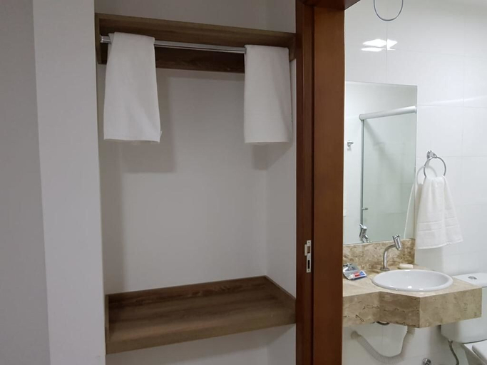 Bathroom 4, New Concept Hotel, Goiania