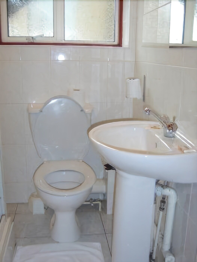 Bathroom 4, City Inn Express Hotel, London