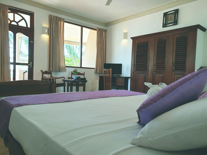 Bedroom 3, Oasey Beach, Bentota