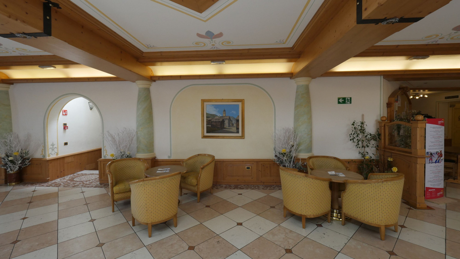 Public Area 4, Intermonti, Sondrio