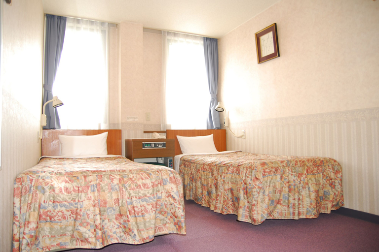 Bedroom, Station Business Hotel Tenshukaku Hitoyoshi, Hitoyoshi