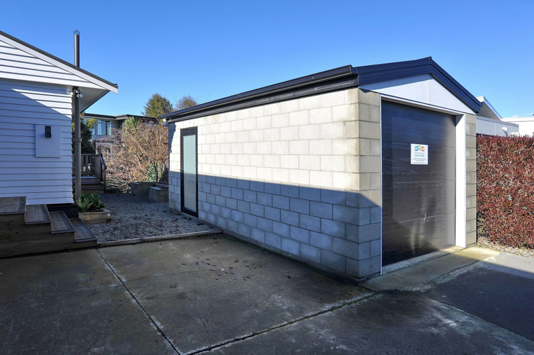 Exterior & Views 2, Brookside Villa, Christchurch
