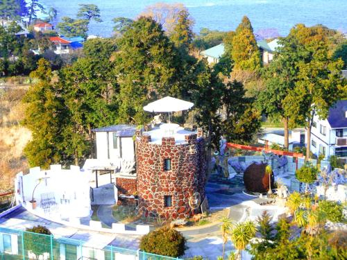 J-Garden, Itō