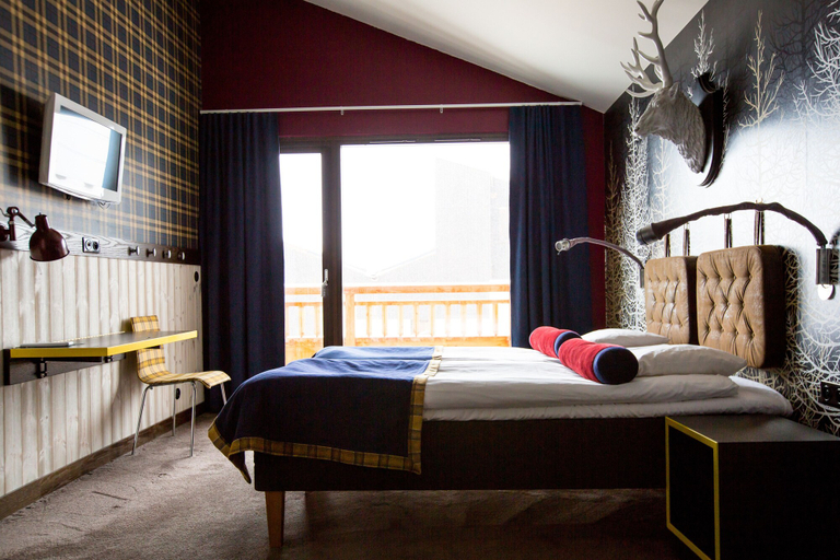 Bedroom 3, Langley Hotel Tango, Savoie