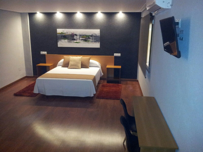 Bedroom 2, Hostal Ciudad de Lepe, Huelva