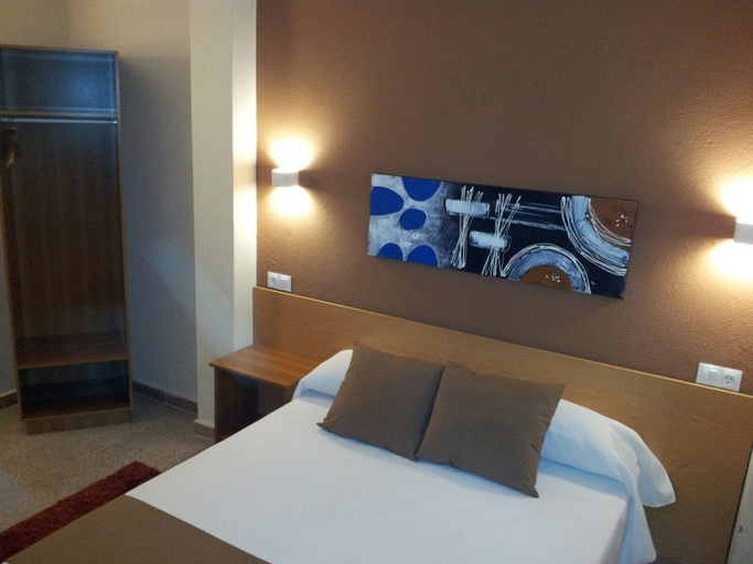 Bedroom 4, Hostal Ciudad de Lepe, Huelva